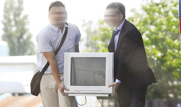 Од извршитеља заштићене само војска и полиција!